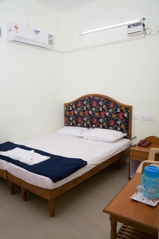 Vihas Inn Tirupati Exteriér fotografie