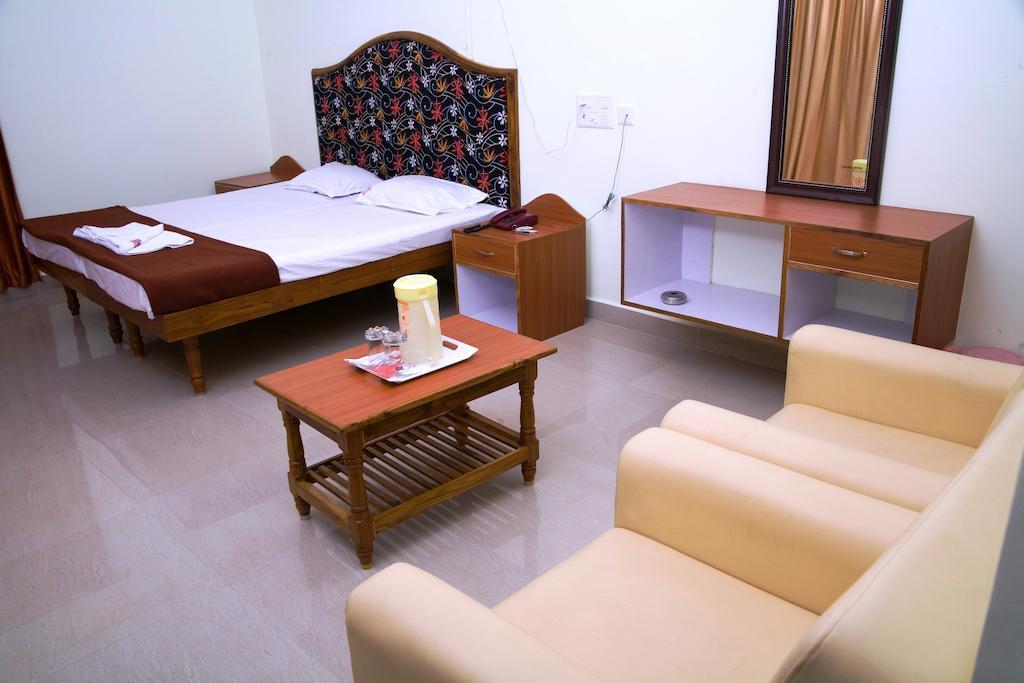 Vihas Inn Tirupati Exteriér fotografie